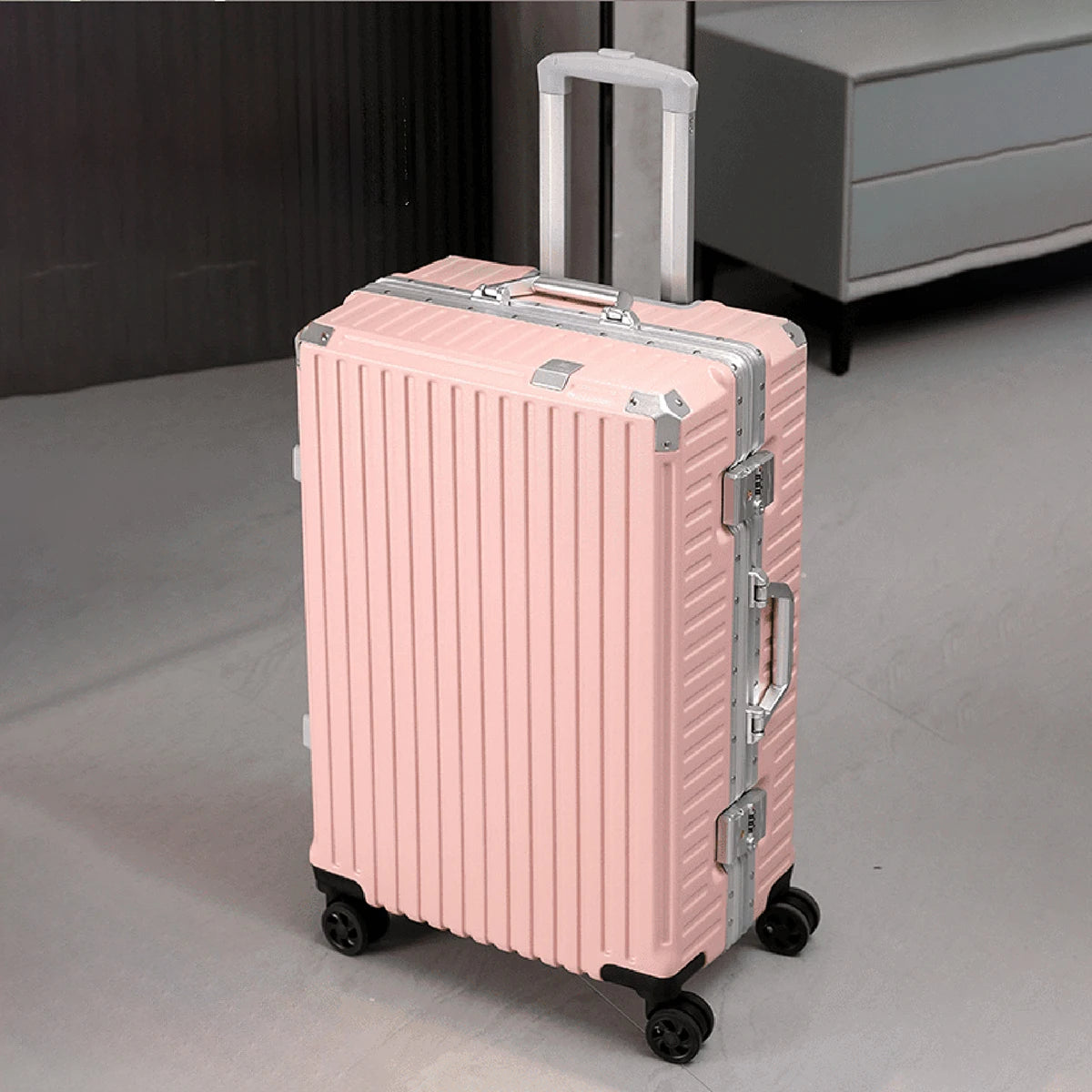 Valise trolley à cadre aluminium 20"-28" – Port USB, serrure à combinaison & roues spinner