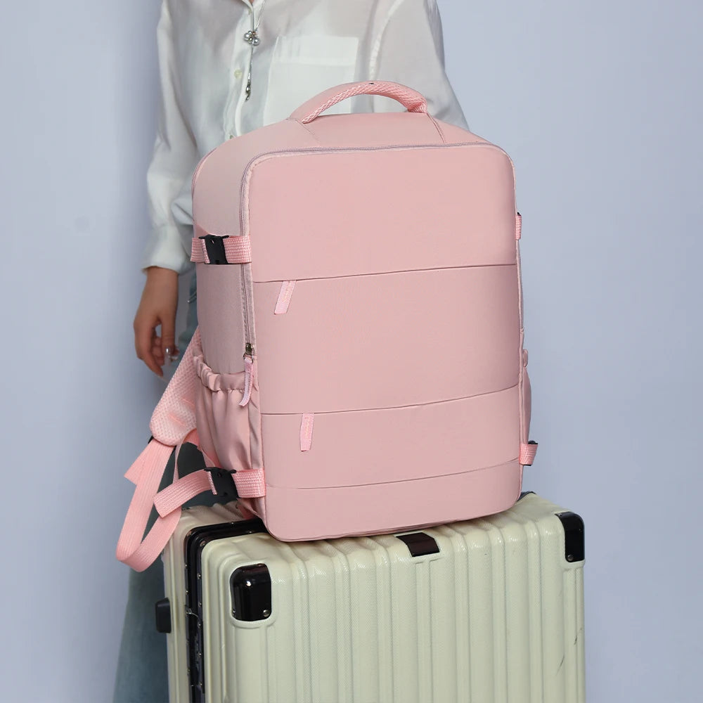 Cabin approved airplane backpack - Lightweight, integrated laptop compartment