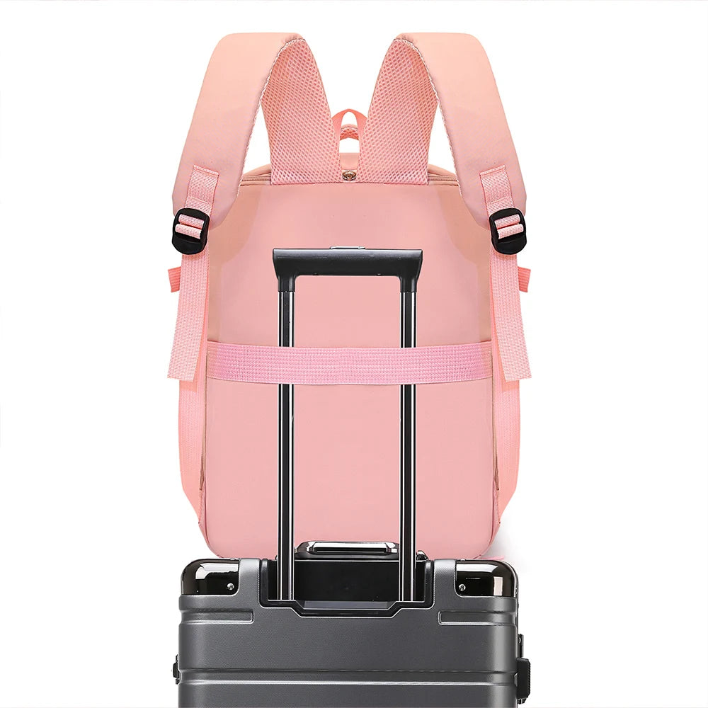Cabin approved airplane backpack - Lightweight, integrated laptop compartment